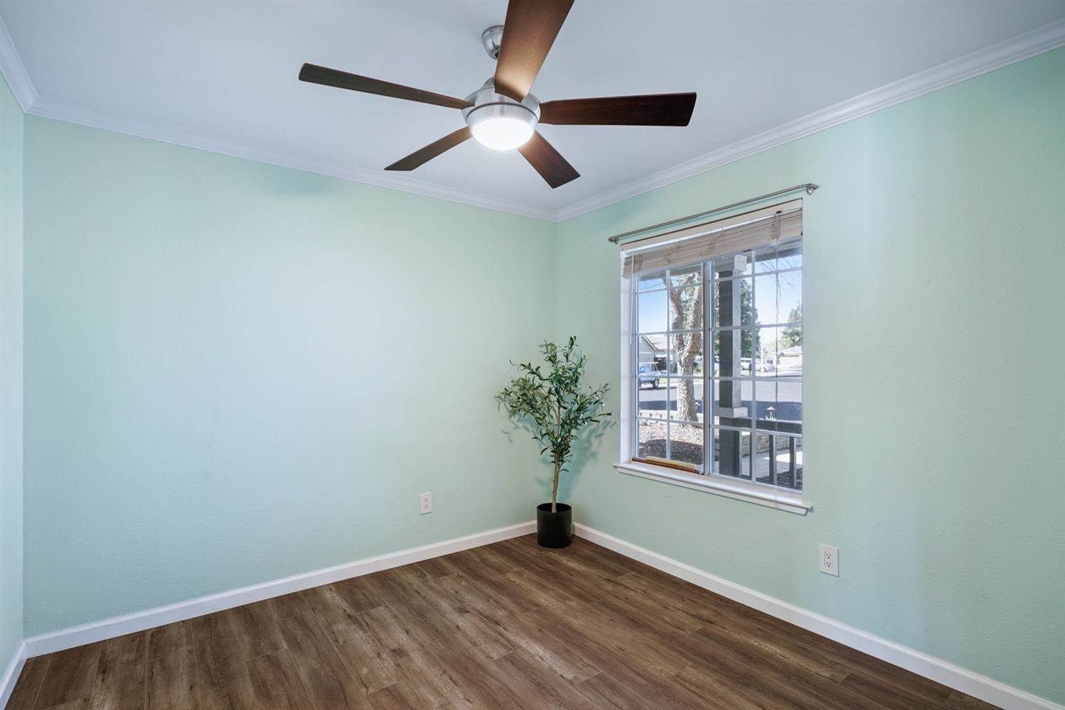 2011 Gold Mine Way, Roseville, CA 95747