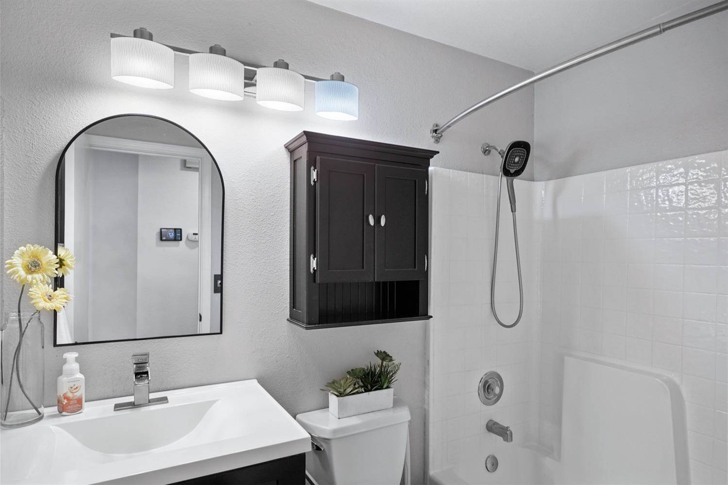 2011 Gold Mine Way, Roseville, CA 95747