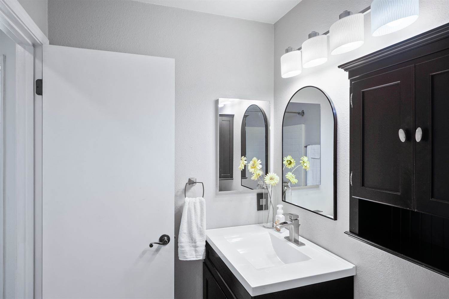 2011 Gold Mine Way, Roseville, CA 95747