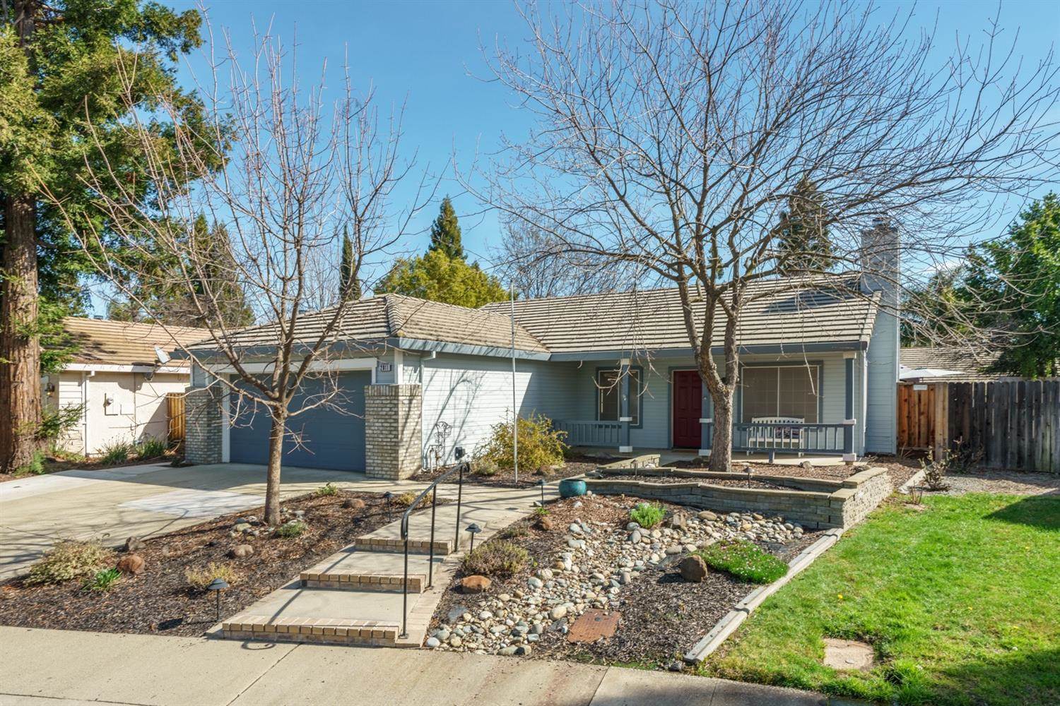 2011 Gold Mine Way, Roseville, CA 95747