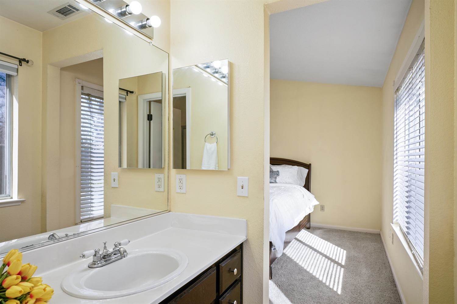 2011 Gold Mine Way, Roseville, CA 95747