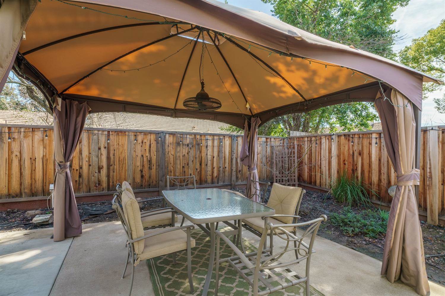 2011 Gold Mine Way, Roseville, CA 95747