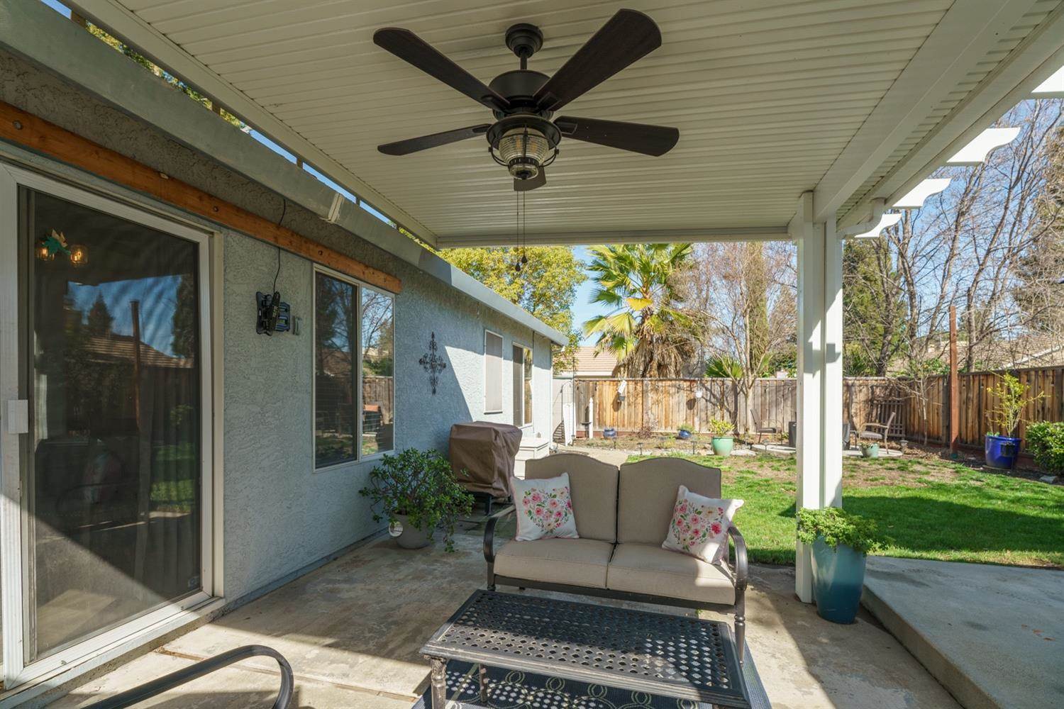 2011 Gold Mine Way, Roseville, CA 95747