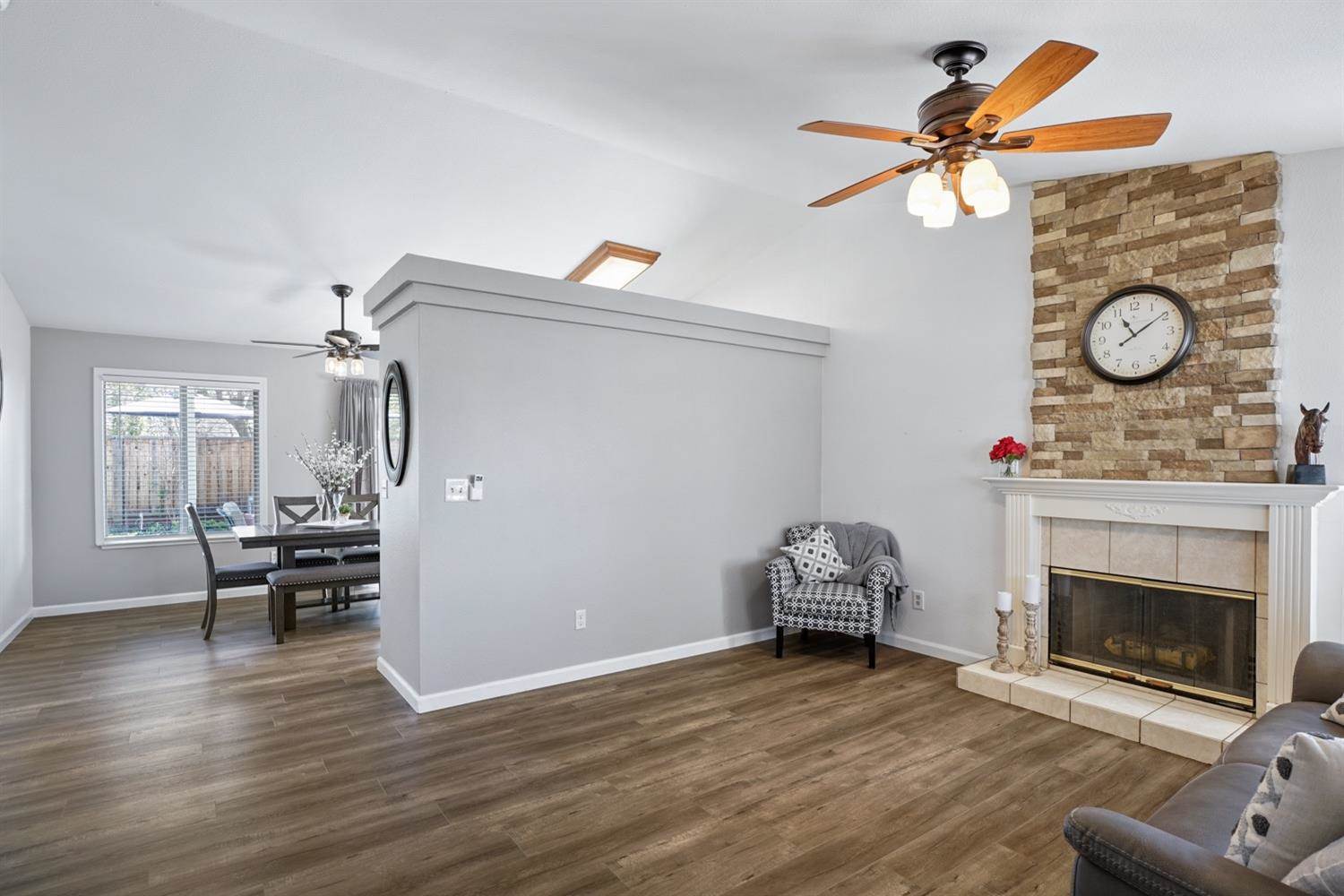 2011 Gold Mine Way, Roseville, CA 95747