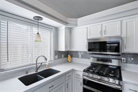 2011 Gold Mine Way, Roseville, CA 95747