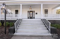 Listing Photo 0
