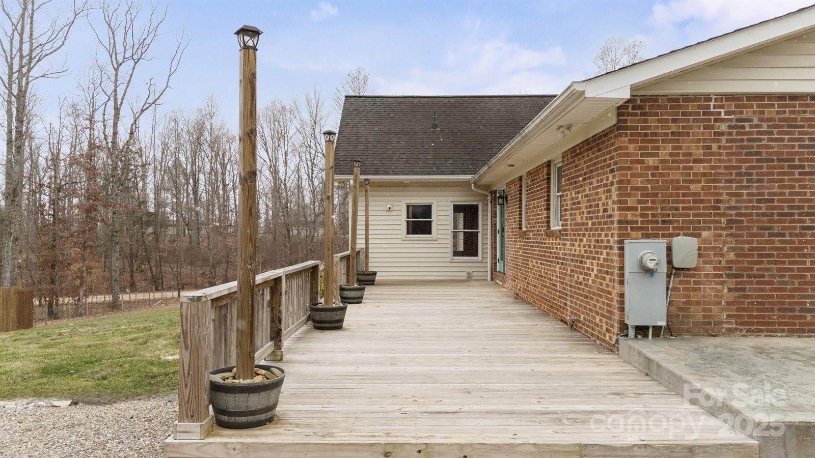 201 Indian Hill Road, Union Grove, NC 28689