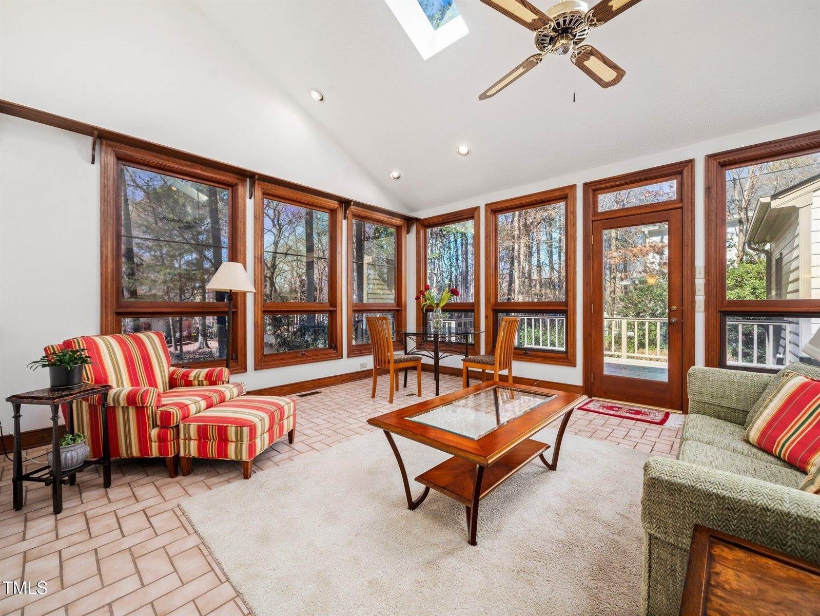 104 Meadowglades Lane, Cary, NC 27518