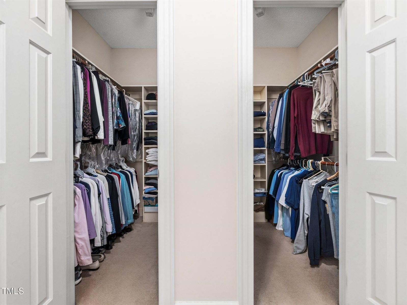 104 Meadowglades Lane, Cary, NC 27518