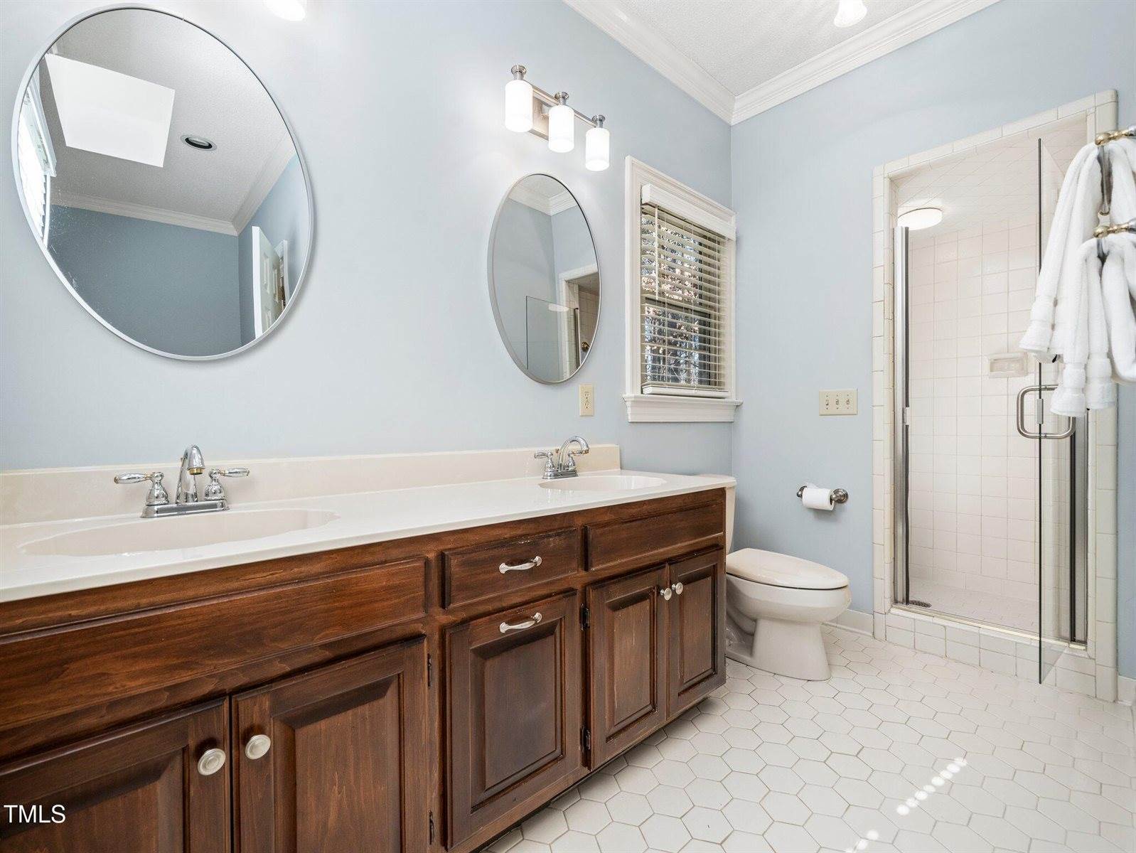 104 Meadowglades Lane, Cary, NC 27518