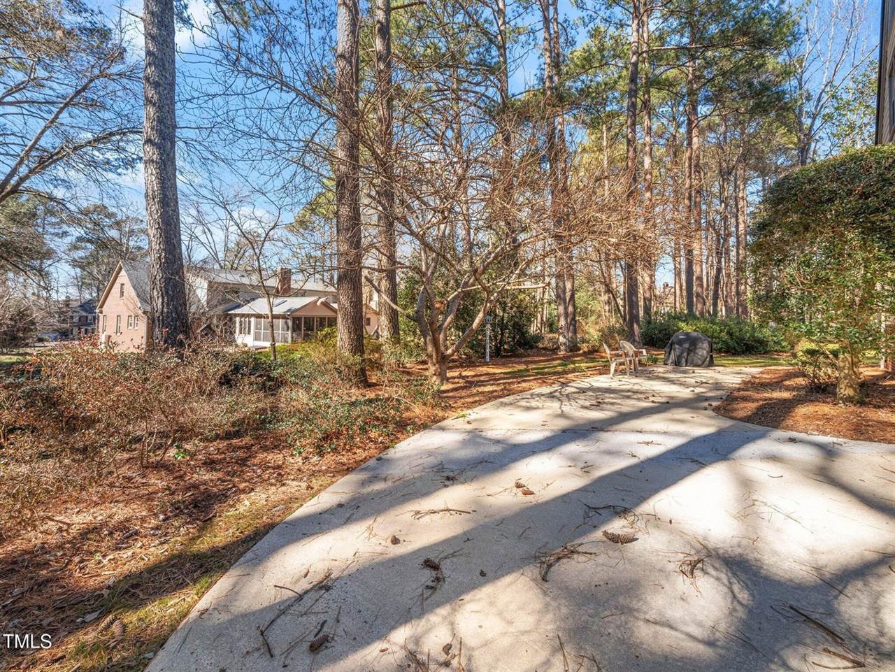 104 Meadowglades Lane, Cary, NC 27518