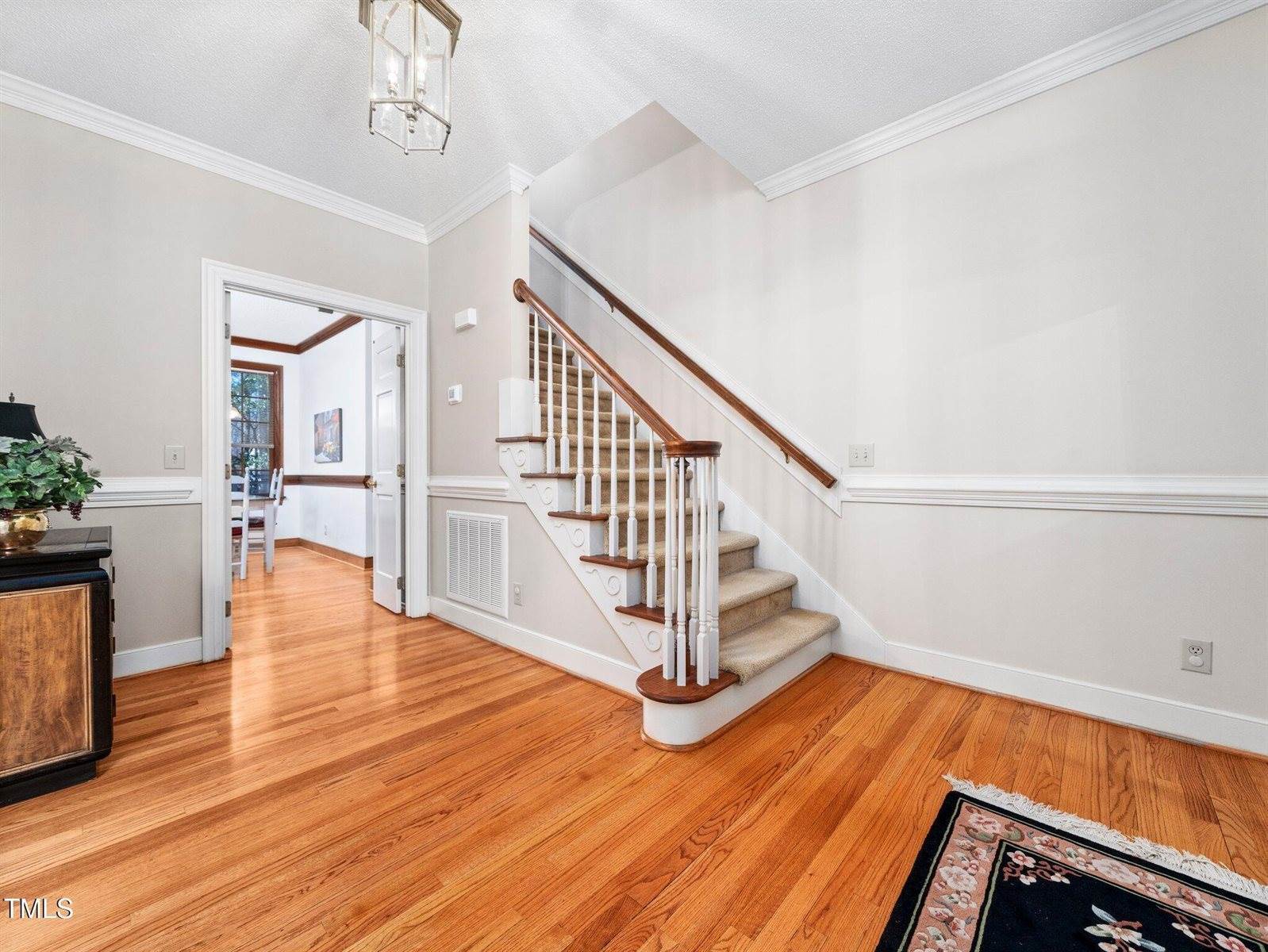 104 Meadowglades Lane, Cary, NC 27518