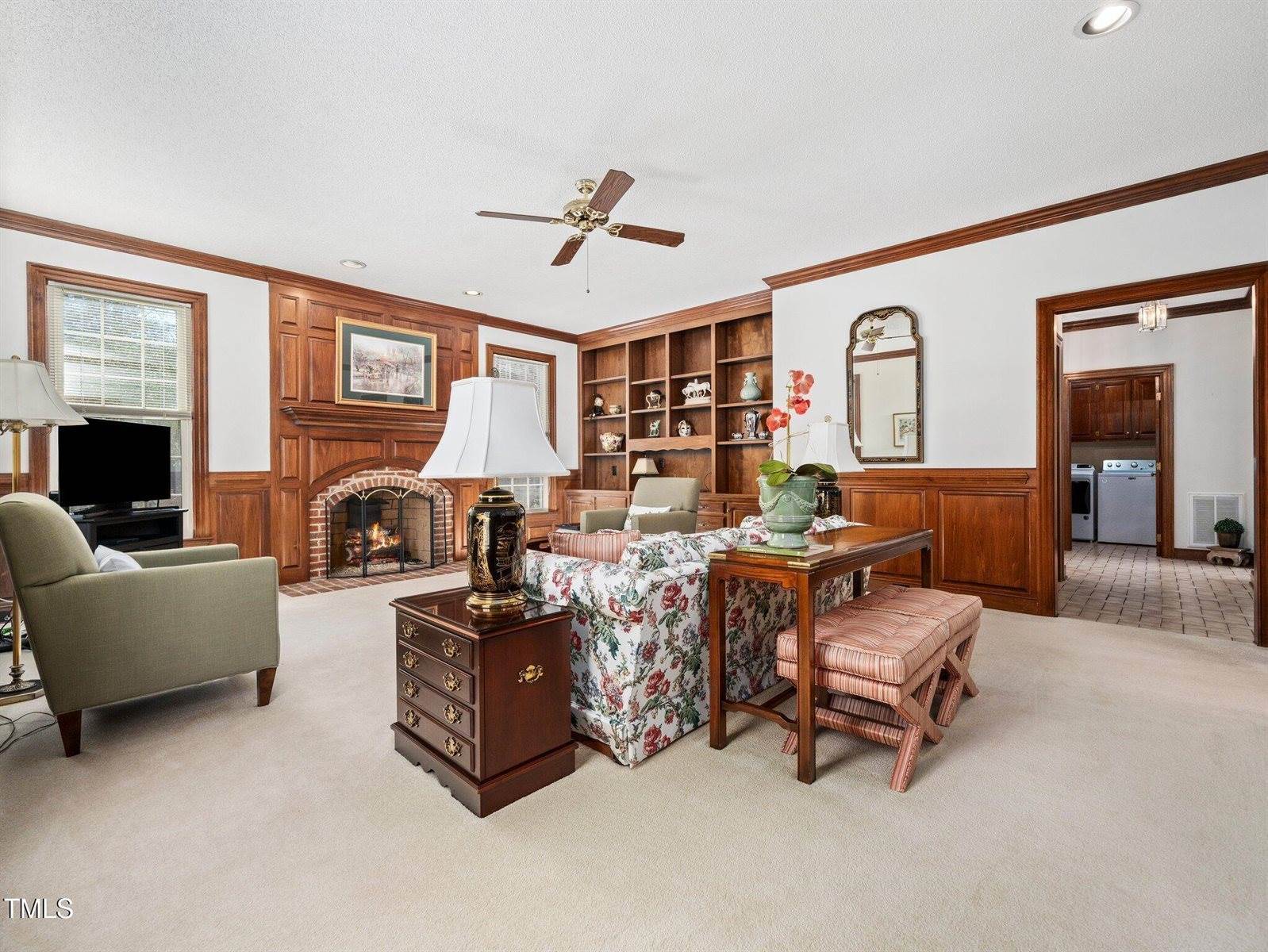 104 Meadowglades Lane, Cary, NC 27518