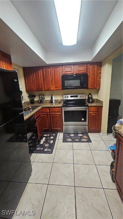 2141 SE 15th Place, Cape Coral, FL 33990