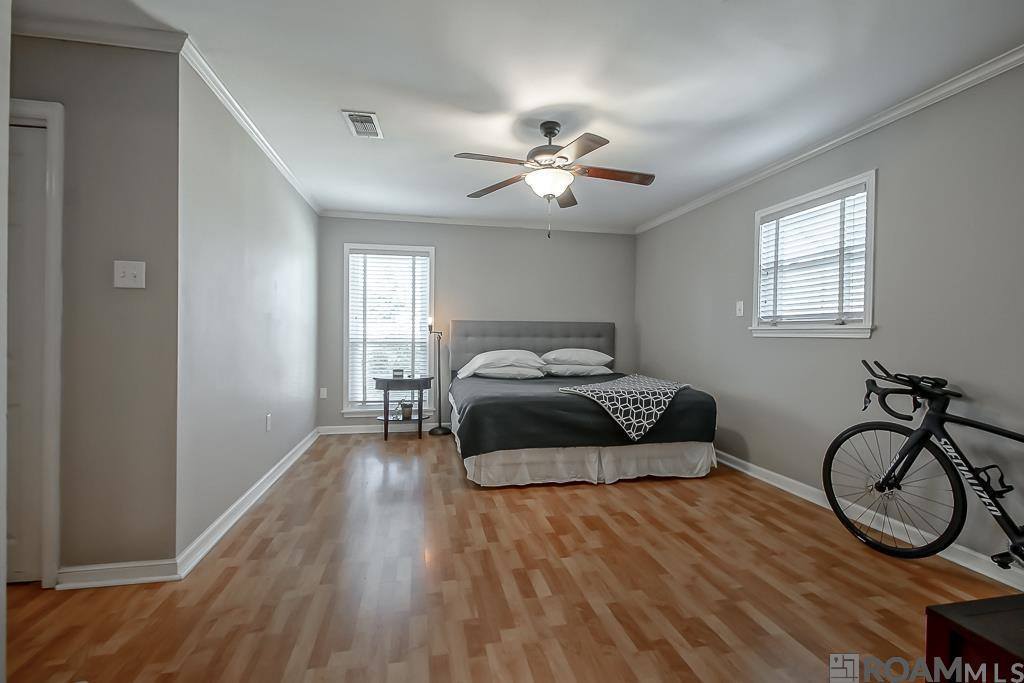 5902 College Dr, Baton Rouge, LA 70806