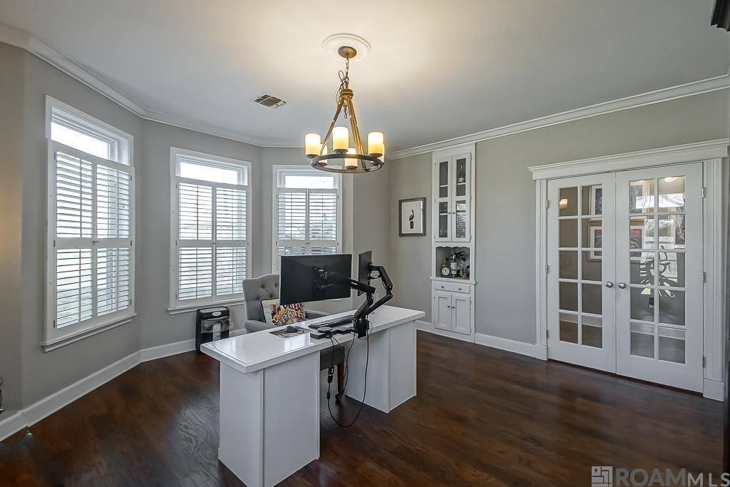 5902 College Dr, Baton Rouge, LA 70806