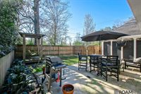 5902 College Dr, Baton Rouge, LA 70806