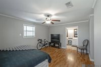 5902 College Dr, Baton Rouge, LA 70806