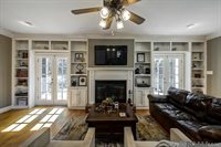 5902 College Dr, Baton Rouge, LA 70806