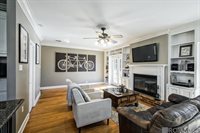 5902 College Dr, Baton Rouge, LA 70806