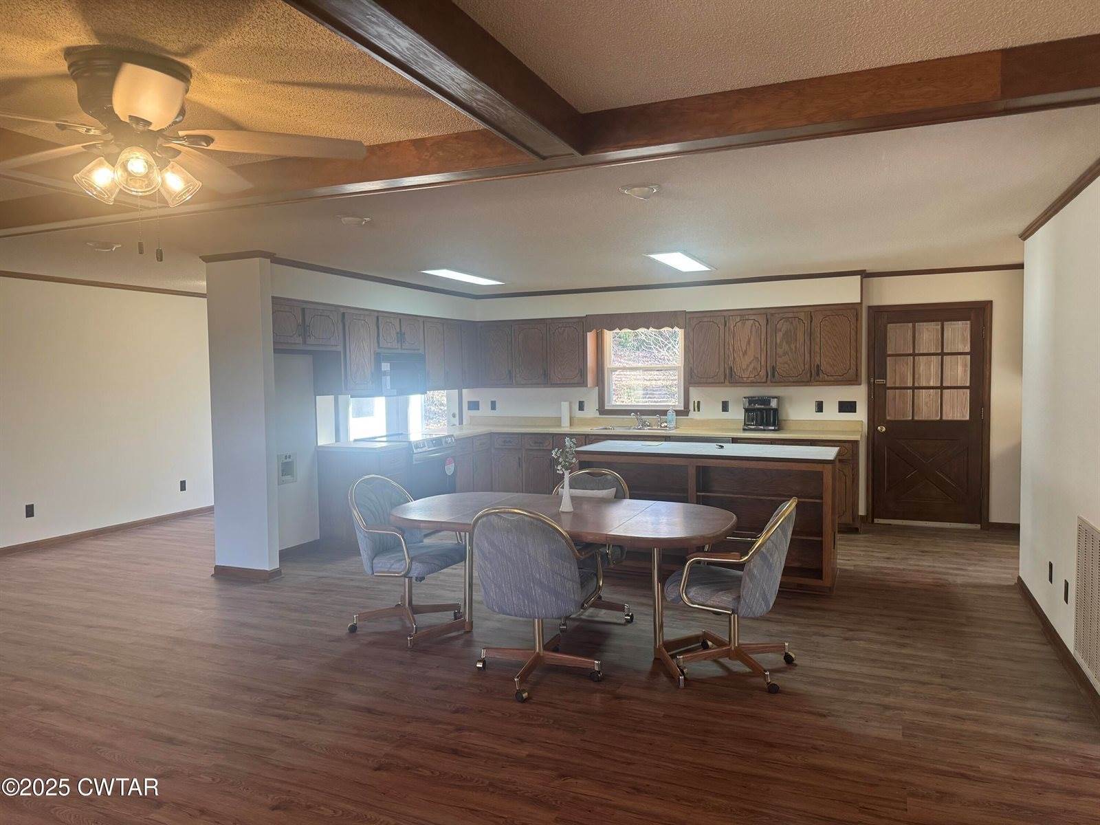 2885 State Route 100 West, Henderson, TN 38340