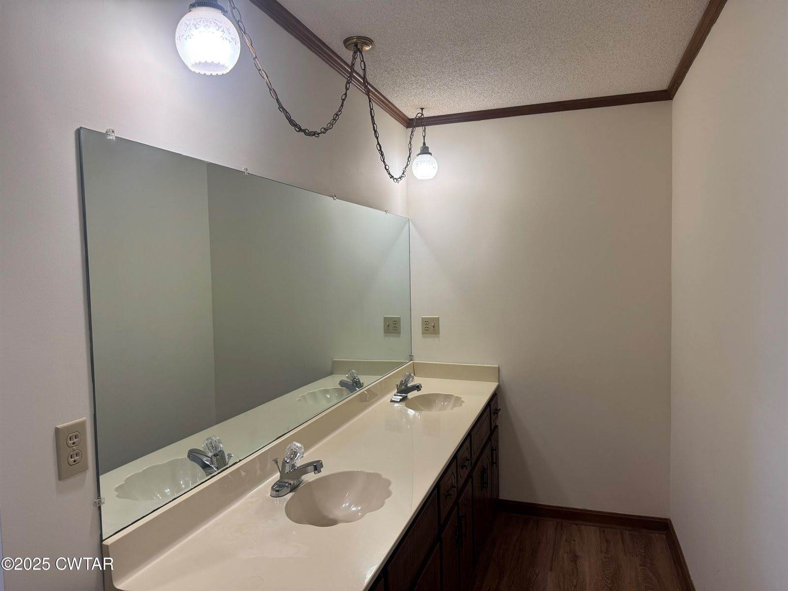 2885 State Route 100 West, Henderson, TN 38340