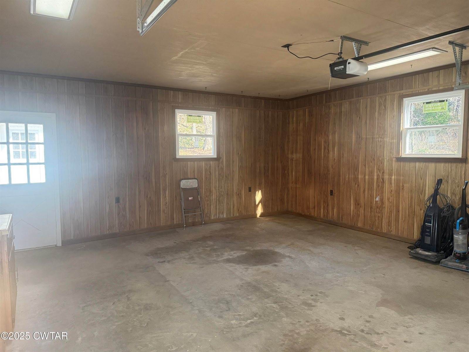 2885 State Route 100 West, Henderson, TN 38340