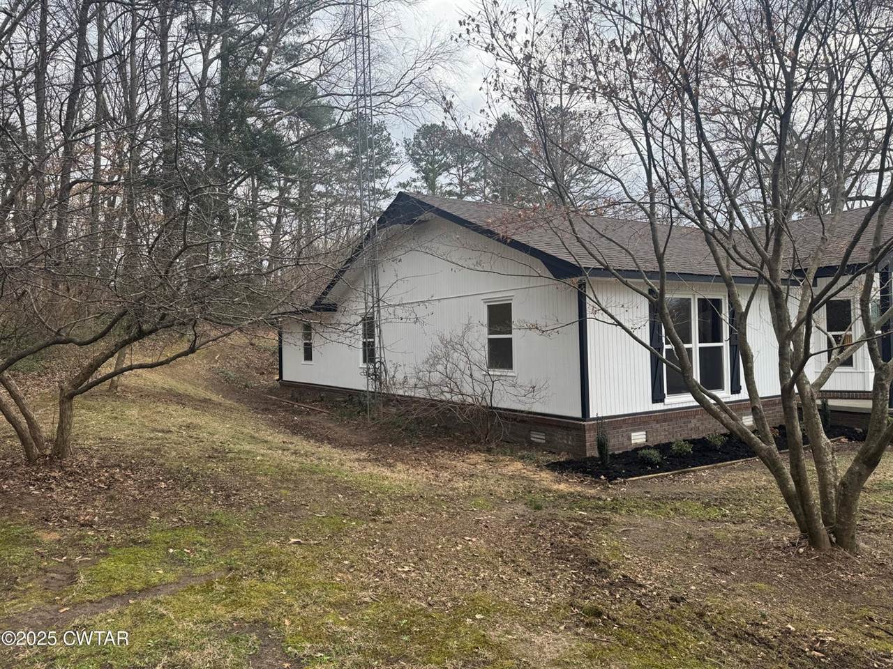 2885 State Route 100 West, Henderson, TN 38340