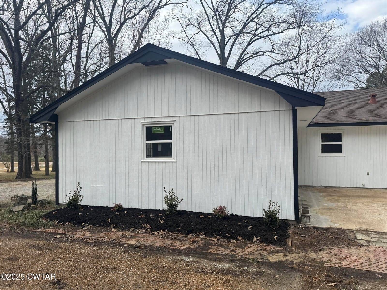 2885 State Route 100 West, Henderson, TN 38340