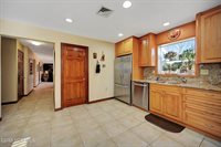 6 Danielle Drive, Manalapan, NJ 07726