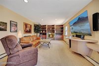 6 Danielle Drive, Manalapan, NJ 07726