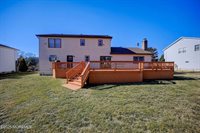 6 Danielle Drive, Manalapan, NJ 07726