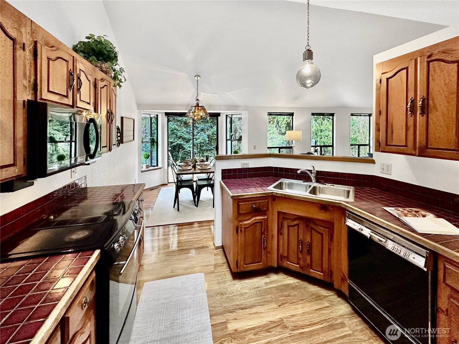 3400 17th Court NE, Olympia, WA 98506