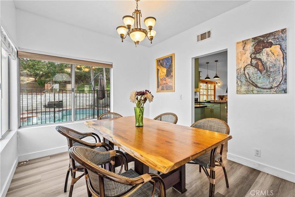 28314 Tamarack Lane, Saugus, CA 91390