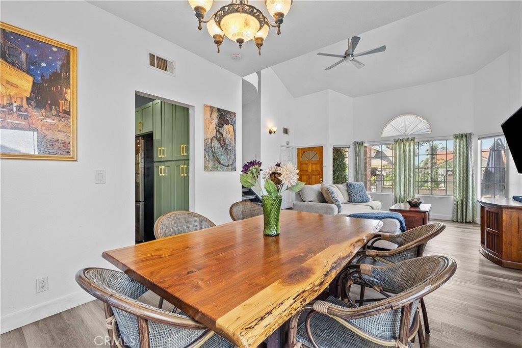 28314 Tamarack Lane, Saugus, CA 91390