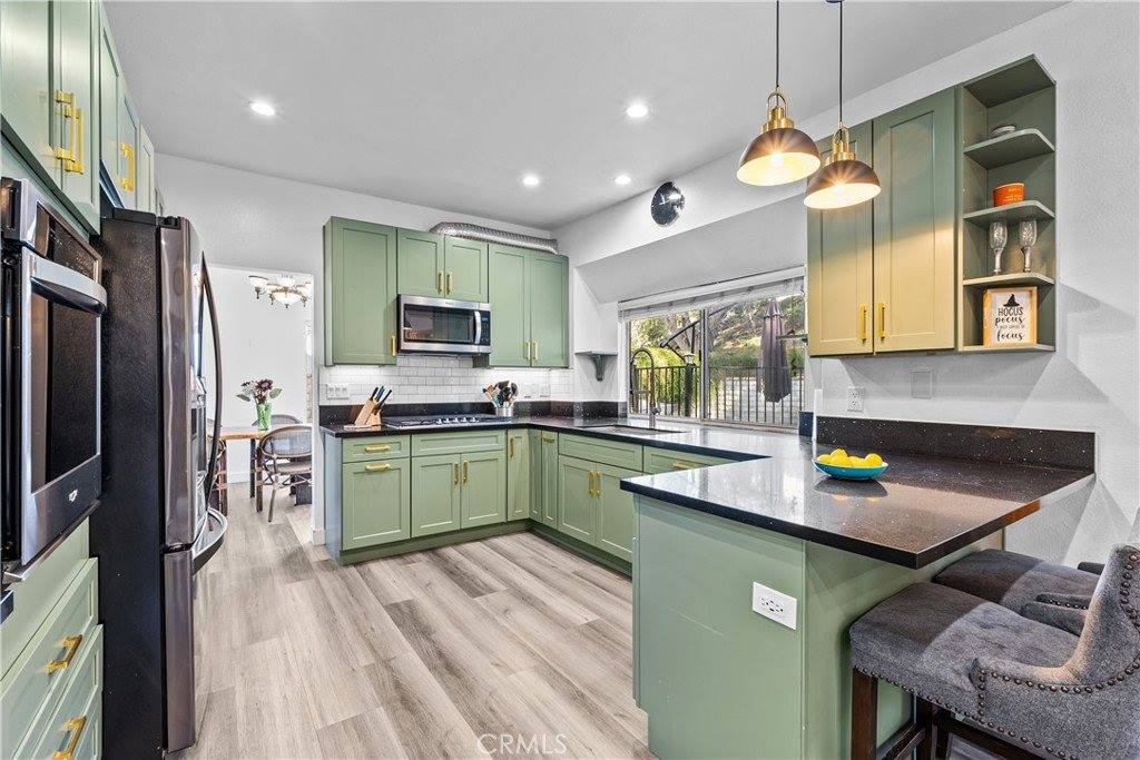 28314 Tamarack Lane, Saugus, CA 91390