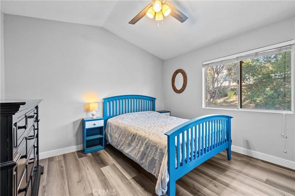 28314 Tamarack Lane, Saugus, CA 91390