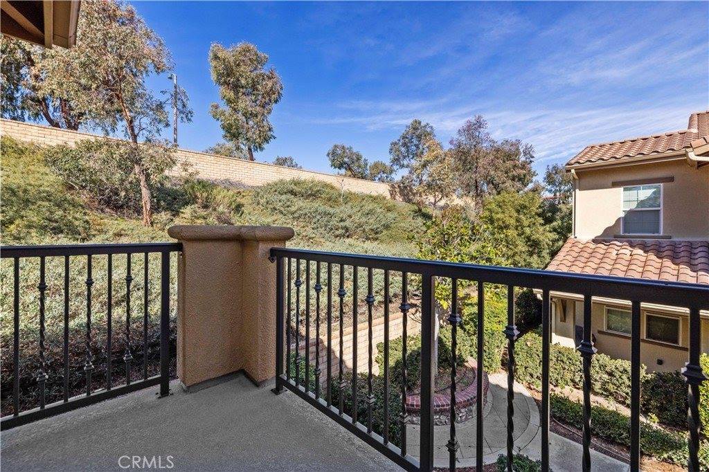 28523 Herrera Street, Valencia, CA 91354