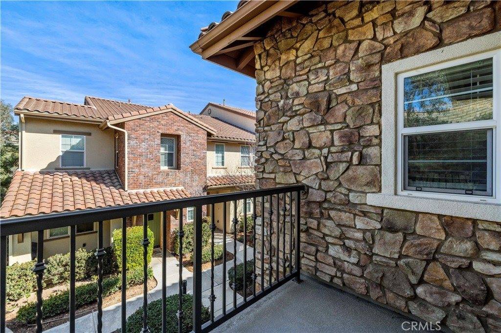 28523 Herrera Street, Valencia, CA 91354