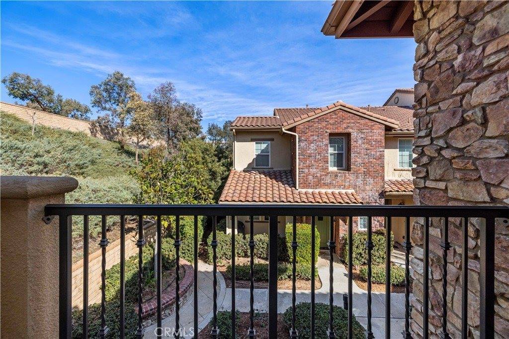 28523 Herrera Street, Valencia, CA 91354