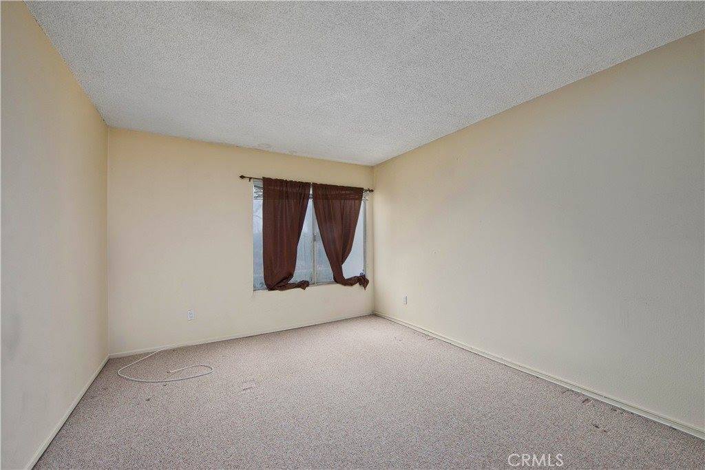 23515 Lyons Avenue, #228, Valencia, CA 91355