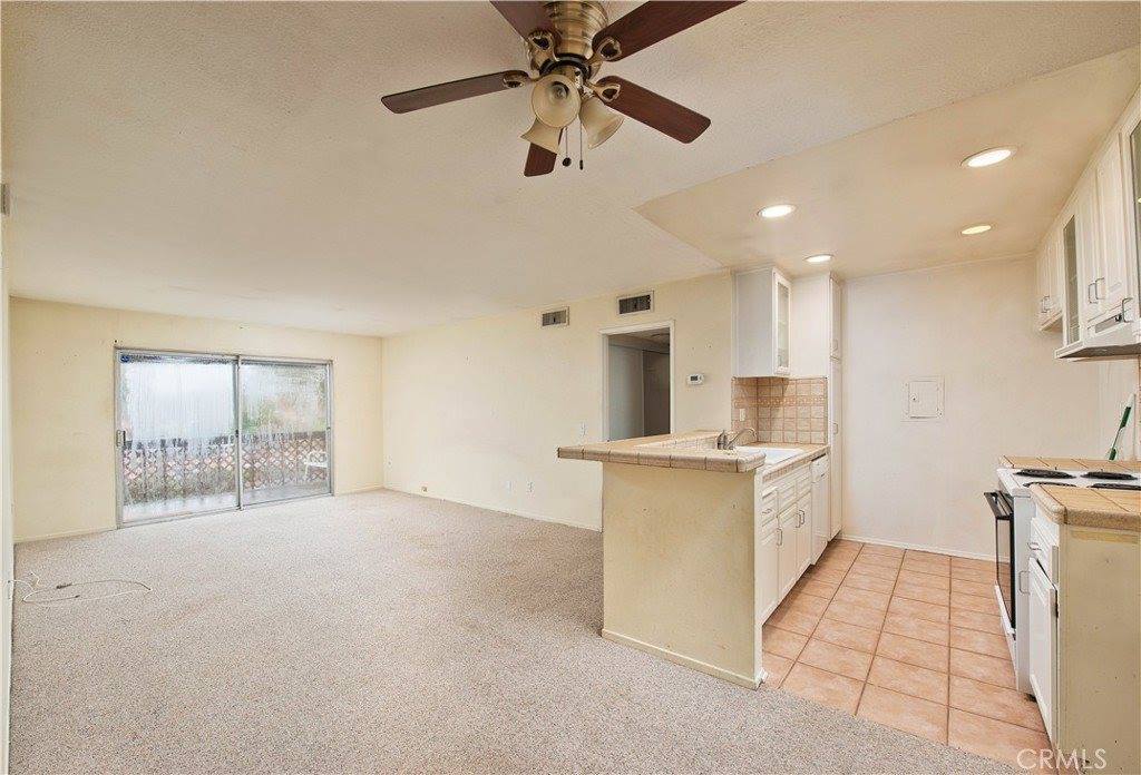 23515 Lyons Avenue, #228, Valencia, CA 91355