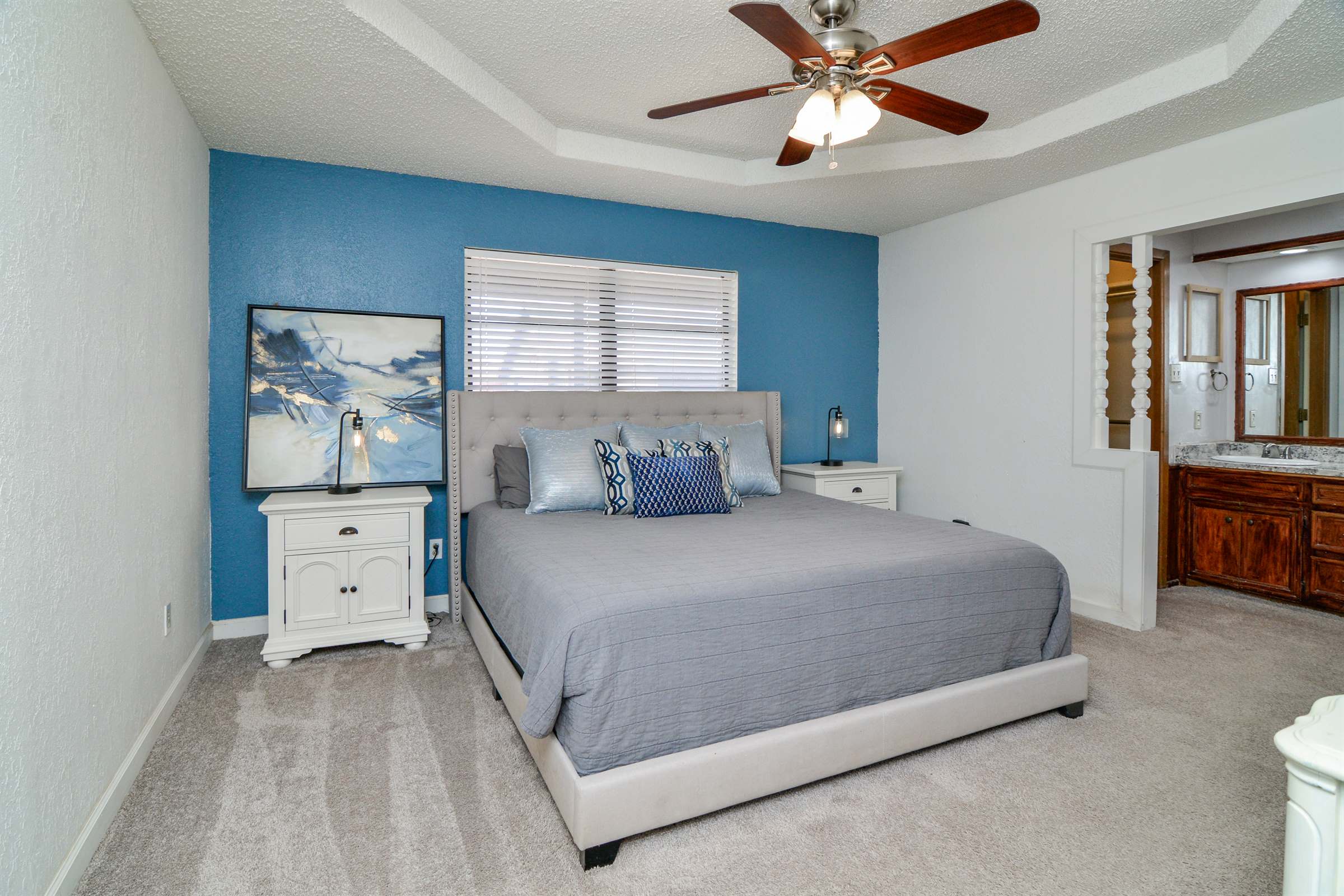 1015 Dogwood Ave, Idalou, TX 79329