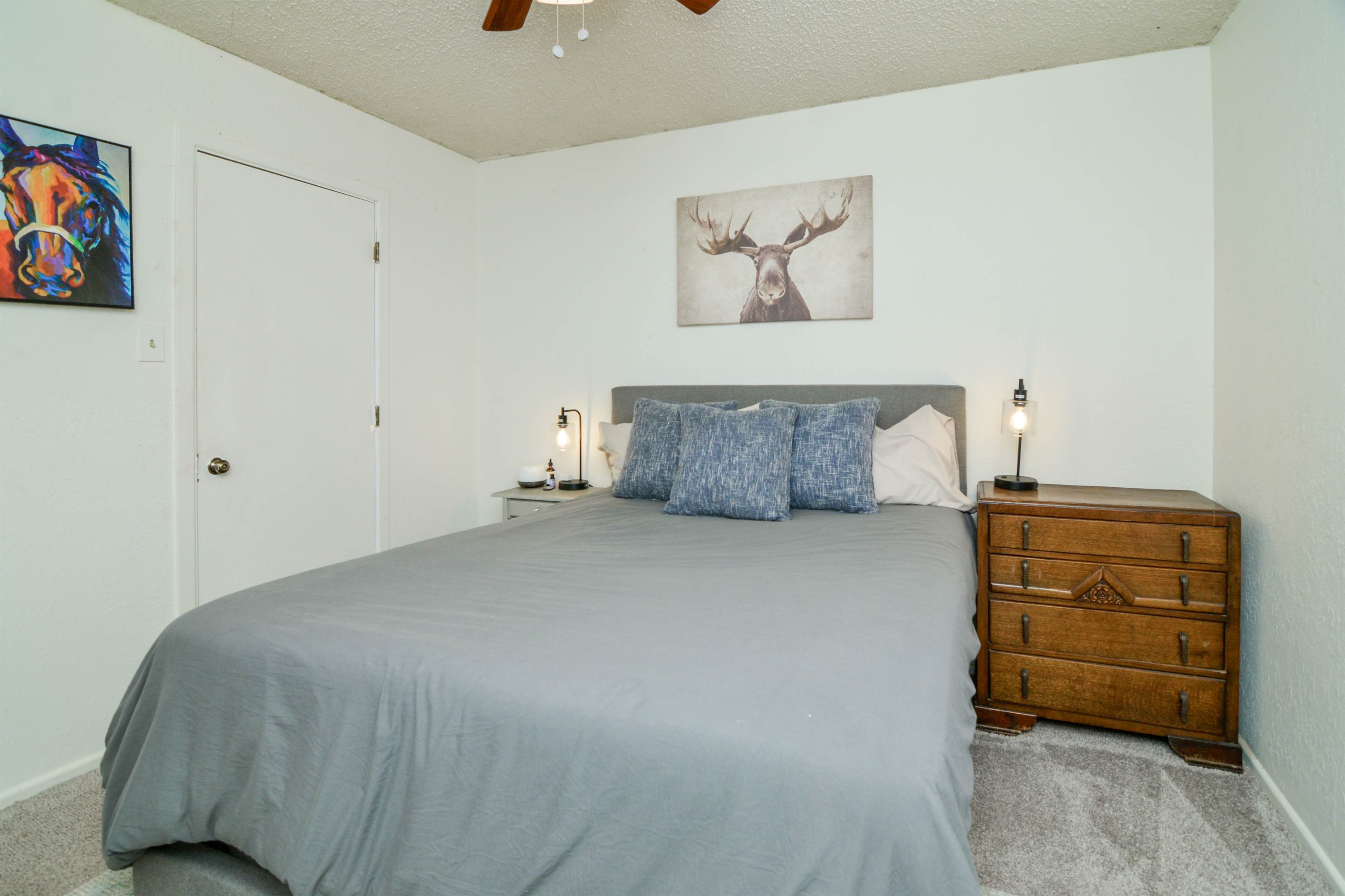 1015 Dogwood Ave, Idalou, TX 79329