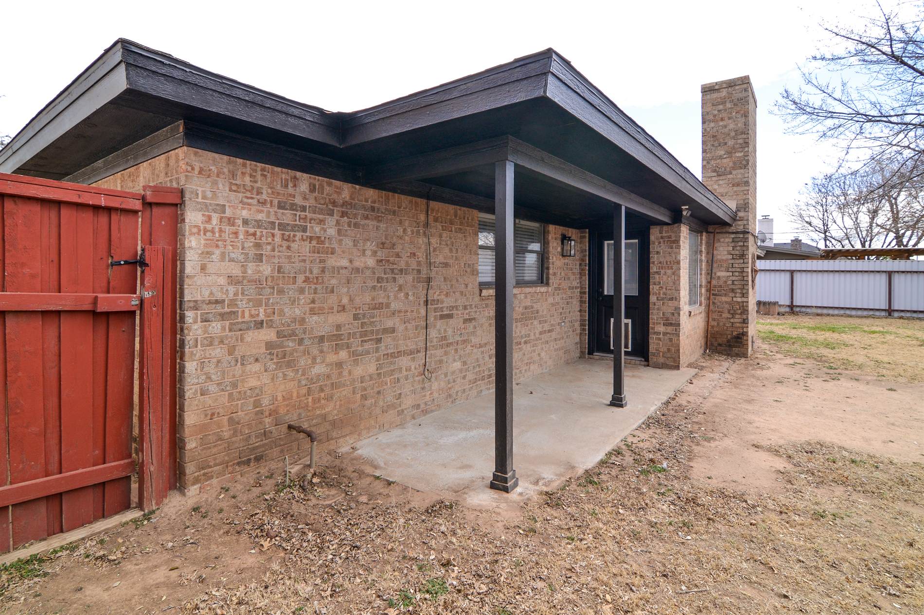 1015 Dogwood Ave, Idalou, TX 79329