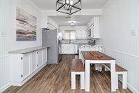 1015 Dogwood Ave, Idalou, TX 79329