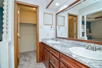 1015 Dogwood Ave, Idalou, TX 79329