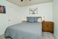 1015 Dogwood Ave, Idalou, TX 79329