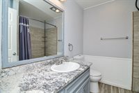 1015 Dogwood Ave, Idalou, TX 79329