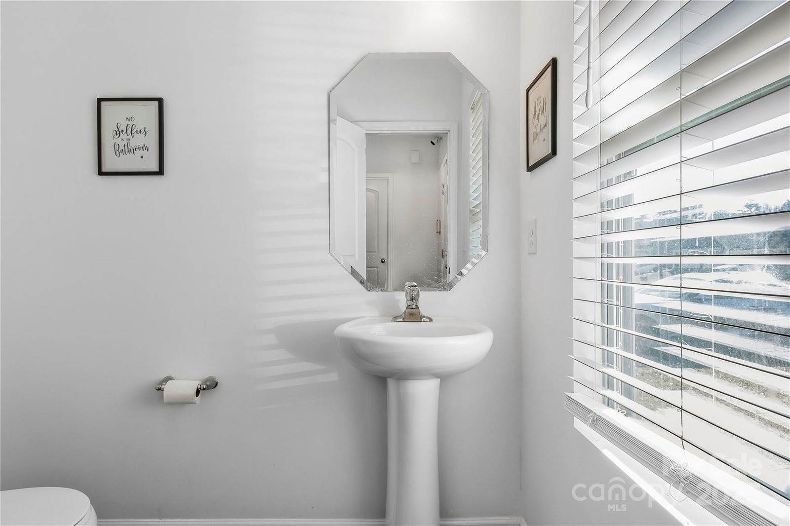 4152 Broadstairs Drive SW, Concord, NC 28025